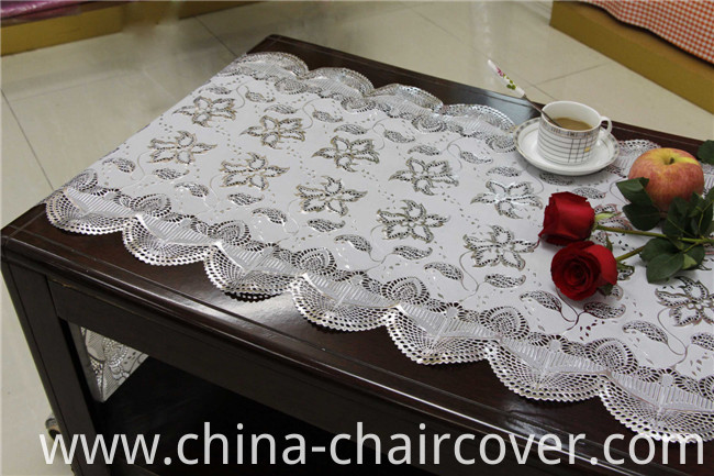 Hot Sale Cheap Long Lace Vinyl PVC Gold/Silver Tablecloth in Rolls